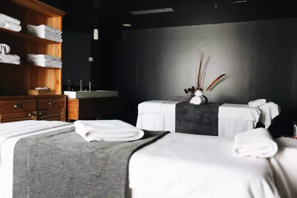 Holiday Inn
